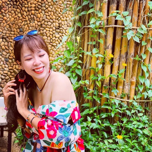Naomi Trương